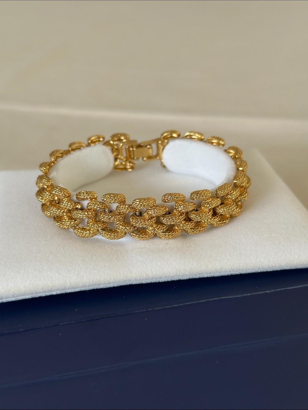 Vintage Gold-Tone Textured Chain Link Bracelet